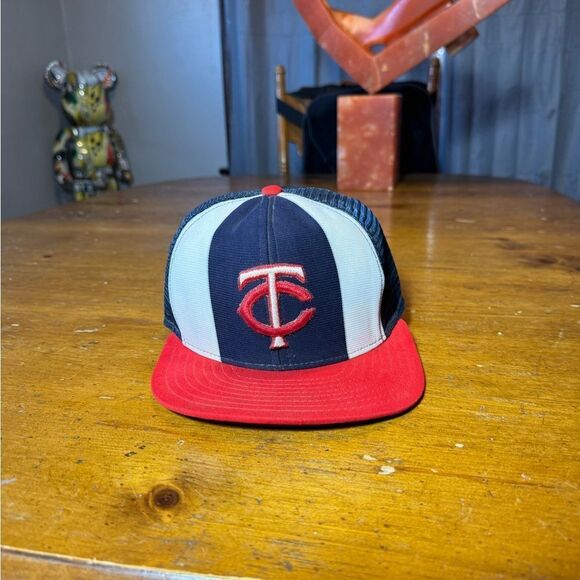 Vintage Minnesota Twins Hat - Picture 1 of 5